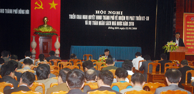 Toàn cảnh hội nghị.