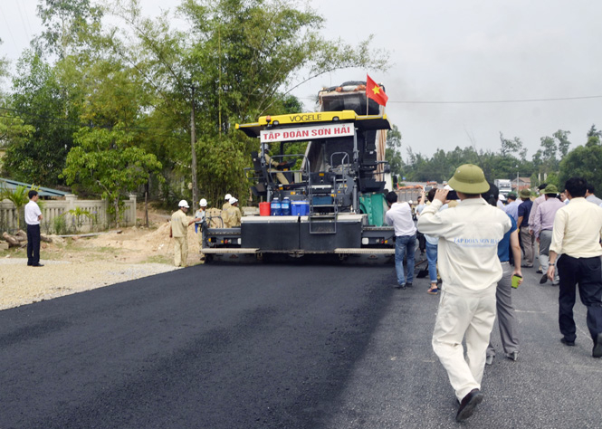 Cải tiến công nghệ thi công bê tông nhựa nâng cao chất lượng công trình QL1.