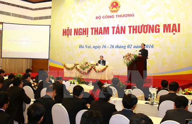 Thủ tướng Nguyễn Tấn Dũng dự Hội nghị Tham tán Thương mại năm 2016, do Bộ Công Thương tổ chức. (Ảnh: Doãn Tấn/TTXVN)