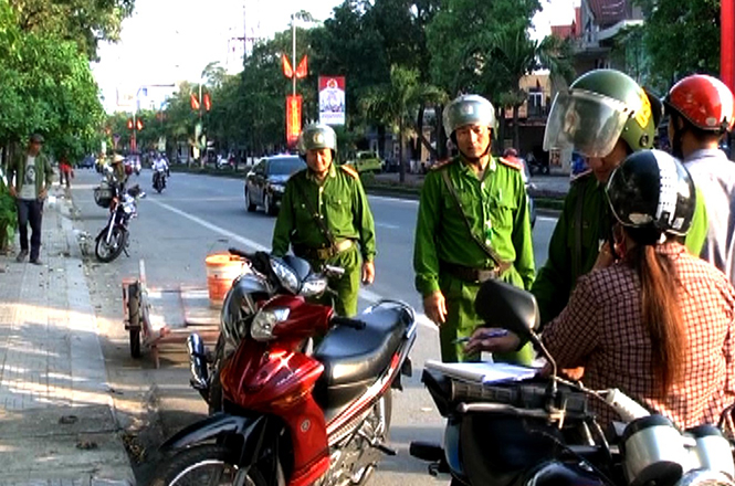 Lực lượng cảnh sát trật tự tăng cường công tác tuần tra, kiểm soát bảo vệ bầu cử.