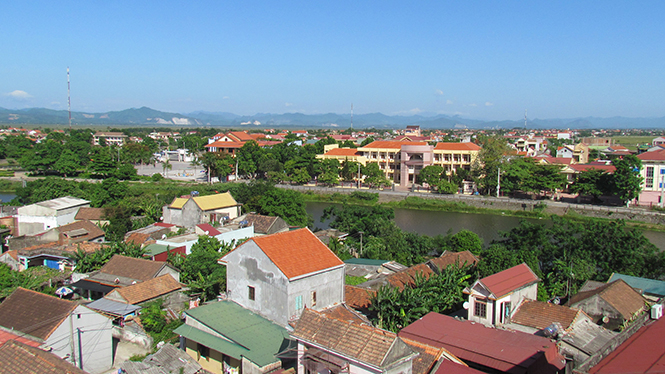 Nhờ thực hiện tốt nghị quyết chuyên đề về phát triển kinh tế thông qua các đợt sinh hoạt chi bộ, diện mạo nông thôn mới ở Lệ Thủy đã có những đổi thay đáng kể.