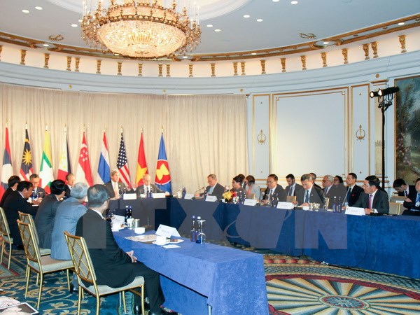 Hội nghị không chính thức các Bộ trưởng Ngoại giao ASEAN-Hoa Kỳ. (Ảnh: Minh Nga/TTXVN)