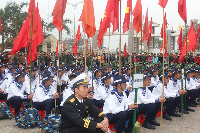 Ngày hội giao quân ở Lệ Thuỷ. Ảnh: Hoàng Cuối