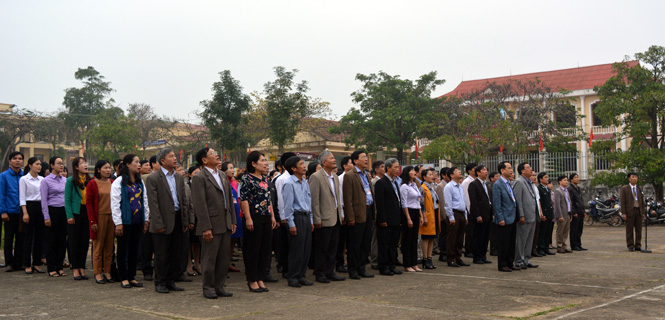 Lễ chào cờ đầu tuần huyện Quảng Ninh 