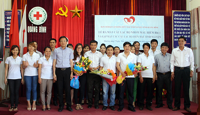 CLB nhóm máu hiếm Rh- được thành lập.