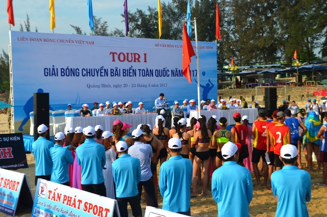 Lễ khai mạc Tour I Giải bóng chuyền bãi biển toàn quốc năm 2017