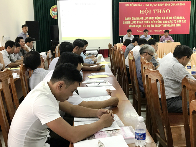  Các đại biểu tham dự hội thảo