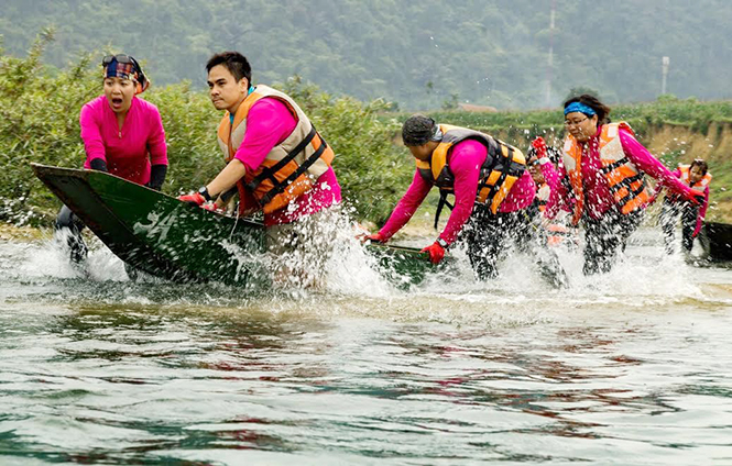 Tú Làn Adventure Tours là trải nghiệm có một không hai với những lộ trình mạo hiểm và thách thức. Ảnh: Oxalis Adventure Tours