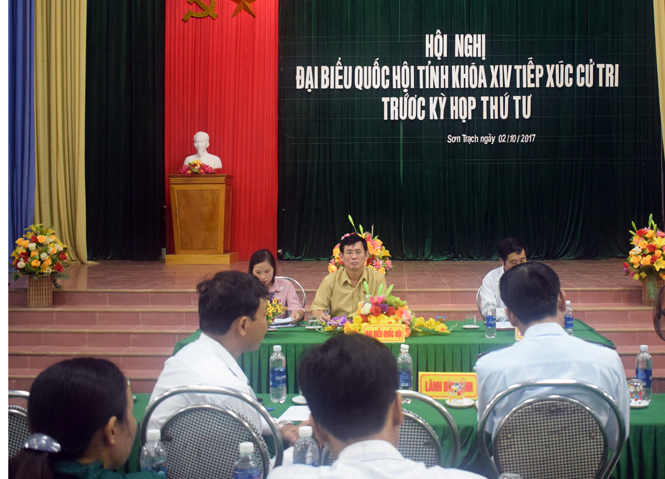 Các đại biểu Quốc hội tỉnh tiếp xúc với cử tri huyện Bố Trạch trước kỳ họp thứ 4, Quốc hội khóa XIV.