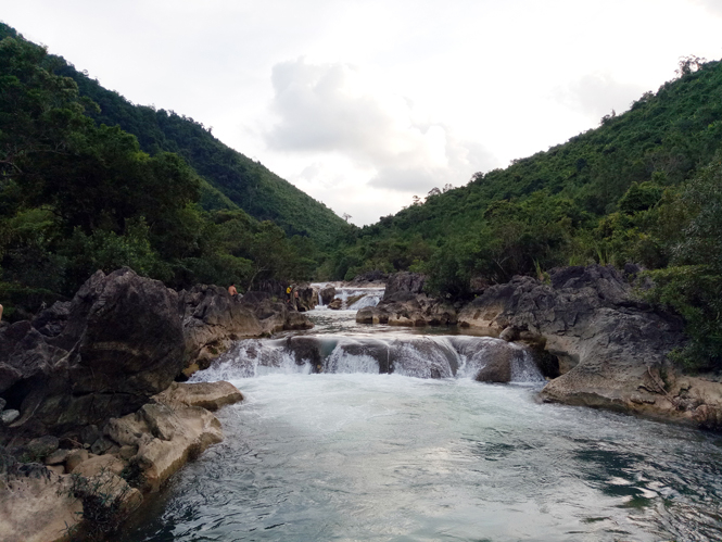 Khe Nước Lạnh với những vẻ đẹp độc đáo (xã Trường Xuân, huyện Quảng Ninh).