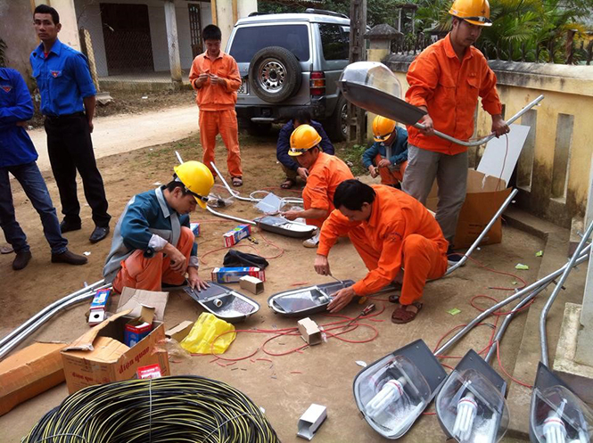  Triển khai mô hình “Thắp sáng đường quê” tại xã Mai Hoá.