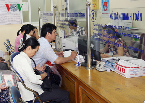  Từ 1-1-2018, lao động nữ về hưu có số năm công tác dưới 30 năm sẽ chịu thiệt thòi do thay đổi cách tính lương hưu.