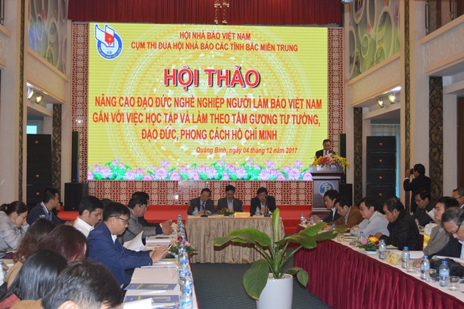 Toàn cảnh hội thảo