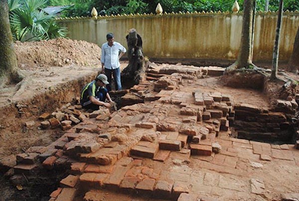 Di tích khảo cổ Địa điểm Bờ Lũy-chùa Lò Gạch. (Ảnh: Trung tâm Xúc tiến Du lịch Trà Vinh)