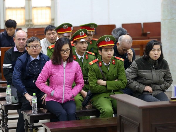 Bị cáo Trịnh Xuân Thanh và các đồng phạm tại Phiên tranh tụng. (Ảnh: Doãn Tấn/TTXVN)