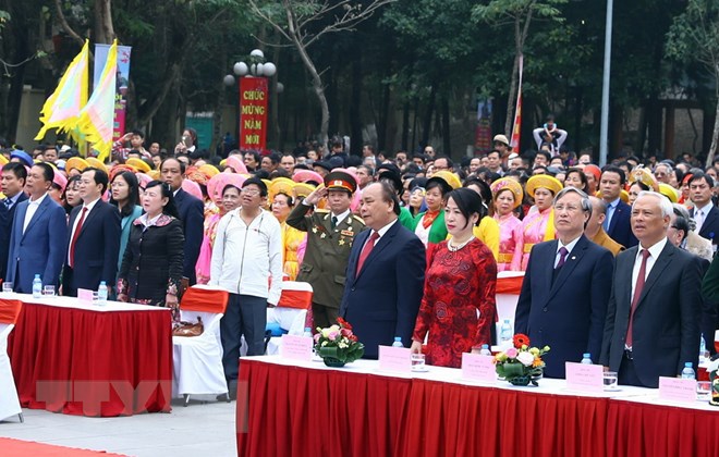 Thủ tướng Nguyễn Xuân Phúc và các đại biểu tại lễ kỷ niệm. (Ảnh: Thống Nhất/TTXVN)