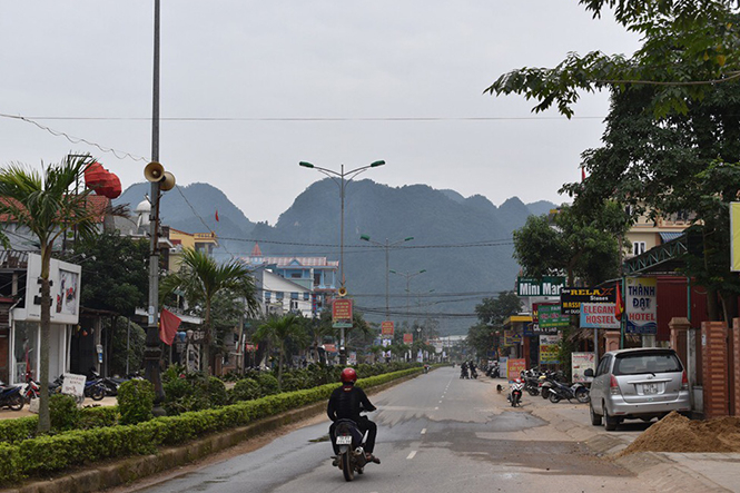  Trung tâm xã Sơn Trạch, nơi có lượng khách quốc tế lưu trú ngày càng tăng cao.