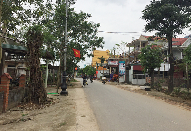Mặc dù bị linh mục Dương Sĩ Nho dùng giáo lý, thần quyền giáo ép từ bỏ Đảng, tháo cờ Tổ quốc, nhưng giáo dân tại giáo xứ Hà Lời kiên quyết không nghe theo.