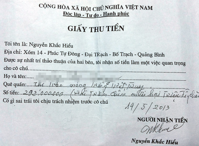 Chỉ vẻn vẹn một tờ giấy thu tiền người dân đã dính phải bẫy lừa của những người môi giới XKLĐ. 