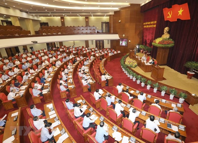 Toàn cảnh phiên thảo luận của Hội nghị Trung ương 8. (Ảnh: Phương Hoa/TTXVN)