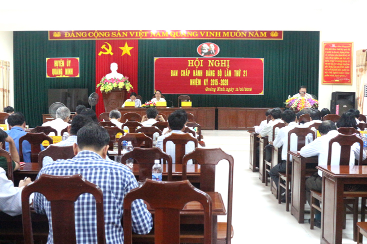 Toàn cảnh hội nghị.