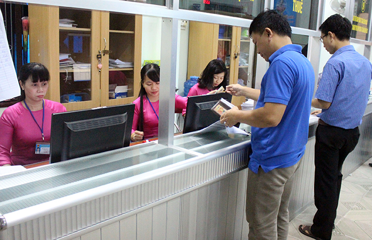 Đơn giản hóa các thủ tục hành chính, cán bộ, công chức quý trọng nhân dân trong tiếp nhận, xử lý đơn thư, góp phần vào thắng lợi của công tác dân vận chính quyền Tải