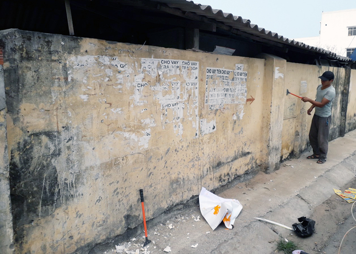 Hàng rào quanh khu vực chợ xép phường Ba Đồn trước đây.