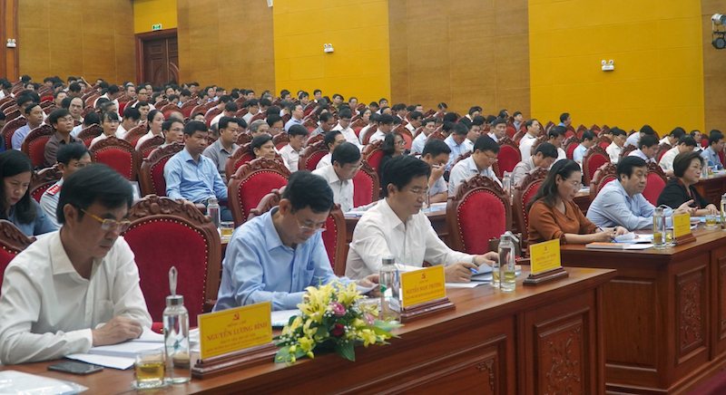 Các đại biểu dự hội nghị