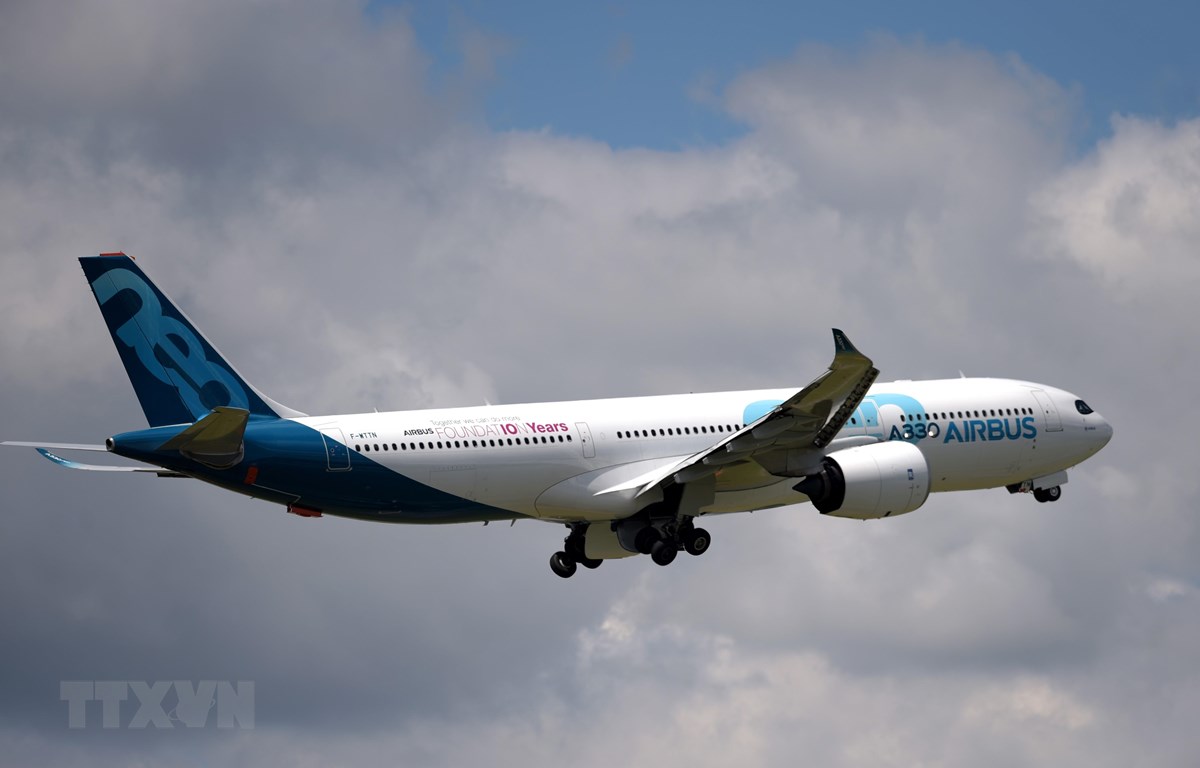 Máy bay A330 Neo của Airbus trình diễn tại Triển lãm hàng không quốc tế Paris ở Le Bourget, Pháp, ngày 21/6/2019. (Ảnh: AFP/ TTXVN)
