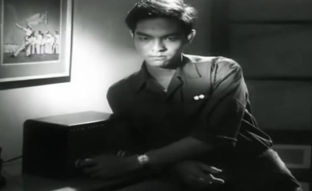 Trung úy Phương trong  