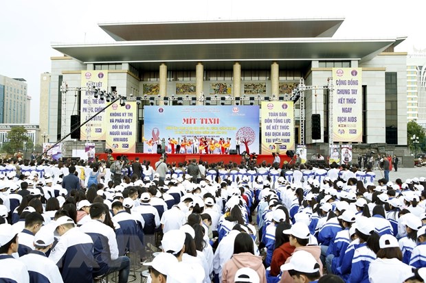 Quang cảnh lễ míttinh. (Ảnh: Dương Ngọc/TTXVN)