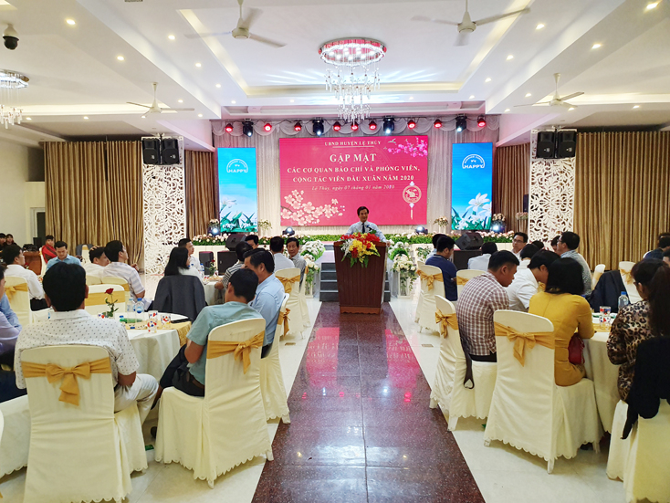 Toàn cảnh buổi gặp mặt báo chí tại huyện Lệ Thủy