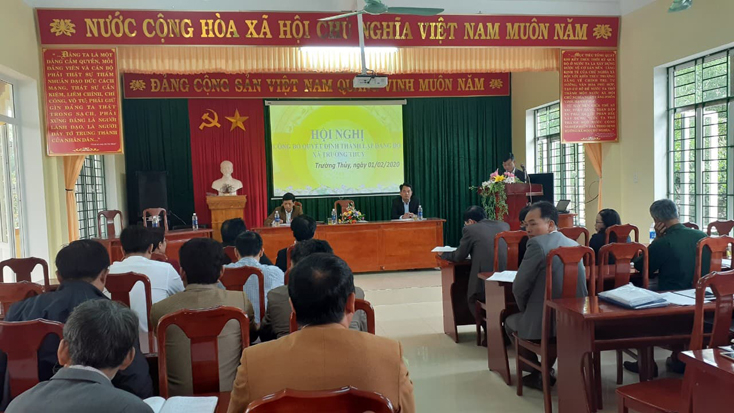 Toàn cảnh hội nghị công bố quyết định thành lập Đảng bộ xã Trường Thủy