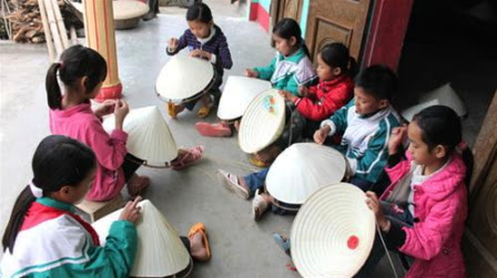 Bộ Lao động – Thương binh và Xã hội đang dự thảo Thông tư quy định danh mục công việc nhẹ người từ đủ 13 tuổi đến chưa đủ 15 tuổi được làm.