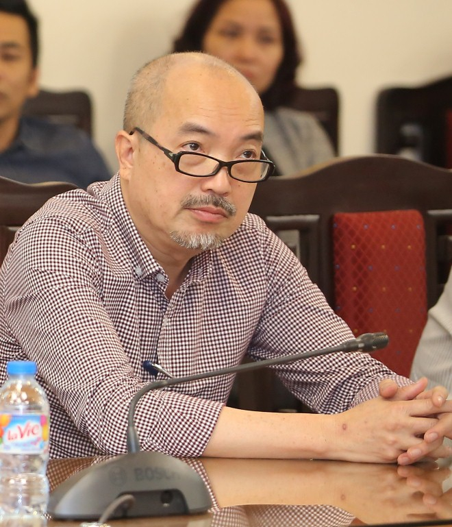  Họa sỹ Vi Kiến Thành