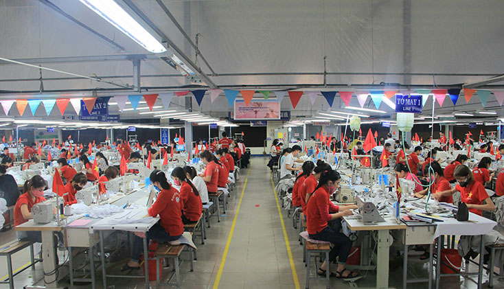 Lĩnh vực sản xuất công nghiệp-TTCN khó có thể phục hồi sớm do phụ thuộc nguồn cung, cầu sản phẩm và nguyên vật liệu. 
