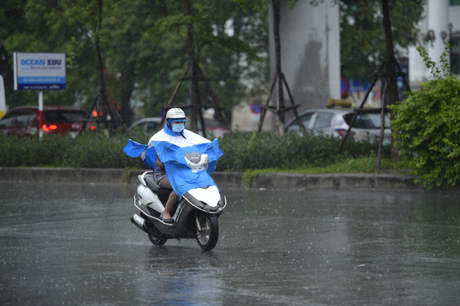  Khu vực Bắc Bộ có mưa rào và dông diện rộng.