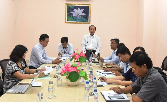  Phó Chủ tịch UBND tỉnh Đồng Tháp Đoàn Tấn Bửu thông tin về công tác phối hợp tổ chức Liên hoan Phát thanh toàn quốc lần thứ XIV. (Ảnh: HỮU NGHĨA)