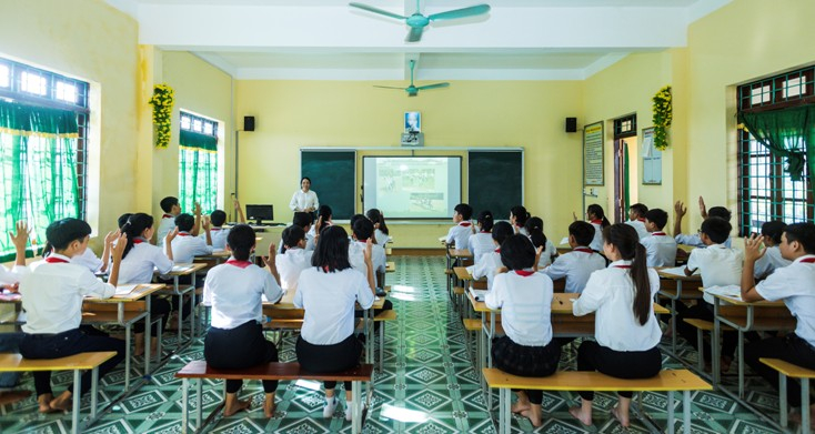    Tiết học môn Tiếng Anh của học sinh Trường THCS Quách Xuân Kỳ