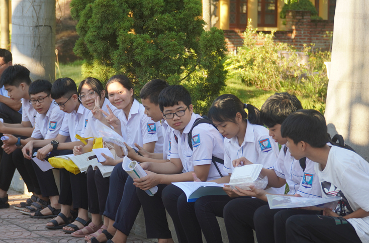 Chuẩn bị sẵn sàng tâm thế sẵn sàng trước khi vào phòng thi.