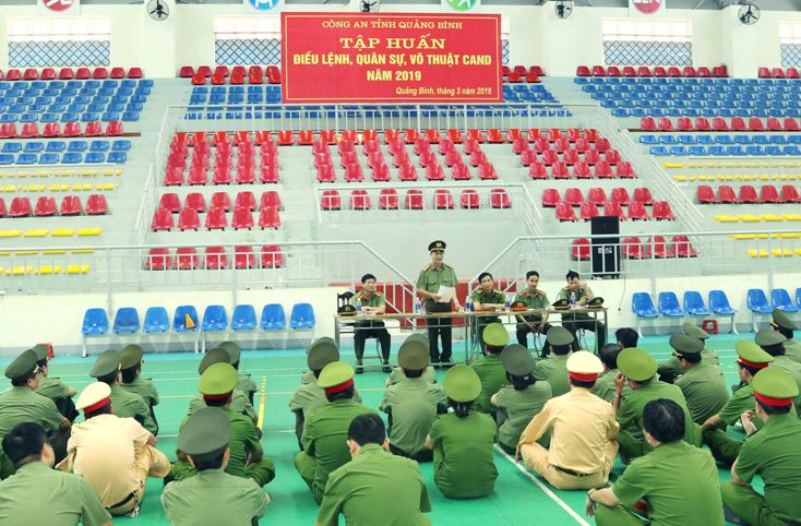  Phòng CTĐ và CTCT tham mưu thường xuyên làm tốt công tác tập huấn điều lệnh, quân sự, võ thuật CAND. 