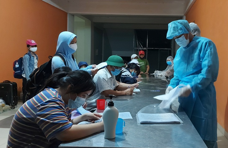  Thực hiện nghiêm túc việc khai báo y tế là một trong những giải pháp để kiểm soát dịch bệnh Covid-19.