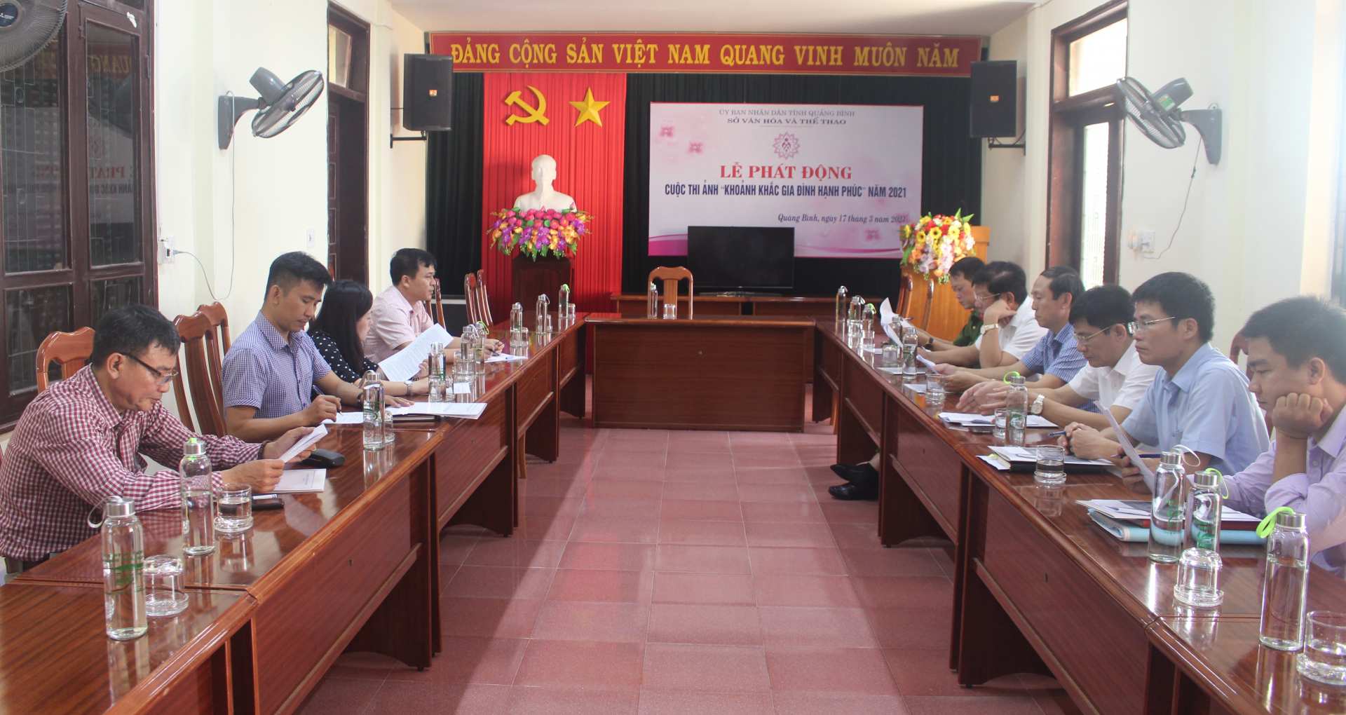 Sở Văn hóa và Thể thao và các sở, ban, ngành liên quan họp bàn kế hoạch phối hợp đón và tiễn đoàn đua xe đạp toàn quốc tranh Cúp truyền hình TP. Hồ Chí Minh lần thứ 33 năm 2021.