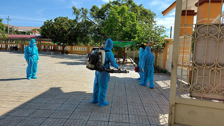 Tuân thủ các biện pháp nhằm bảo đảm an toàn trong khu cách ly là nhiệm vụ mà các lực lượng chức năng hết sức chú trọng