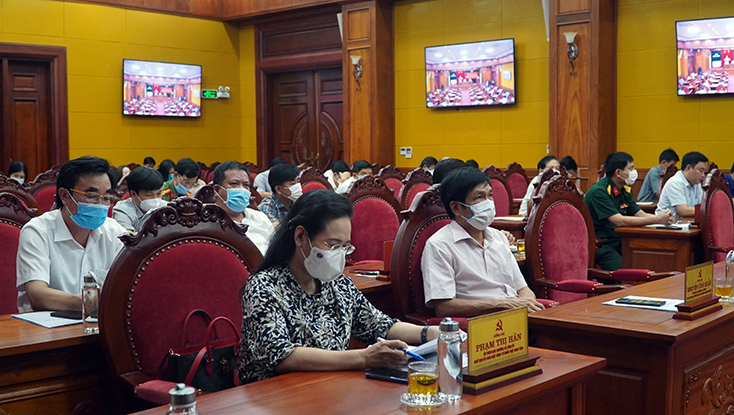 Các đại biểu dự hội nghị.