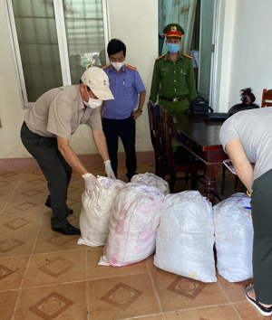 Lực lượng THADS tiến hành tiếp nhận, quản lý, xử lý vật chứng theo đúng quy định của pháp luật.