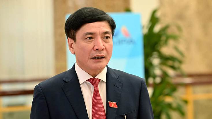 Tổng Thư ký, Chủ nhiệm Văn phòng Quốc hội Bùi Văn Cường.