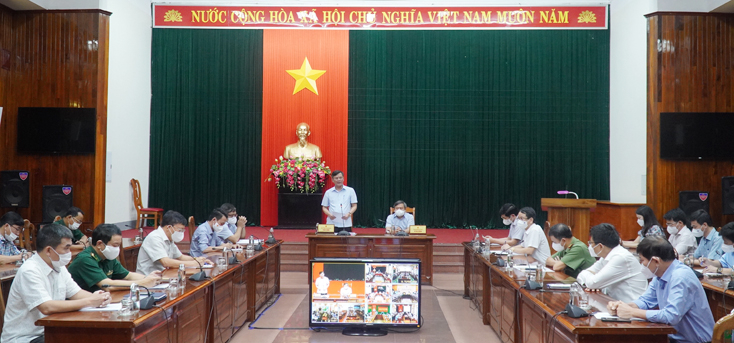 Đồng chí Chủ tịch UBND tỉnh Trần Thắng phát biểu kết luận hội nghị.