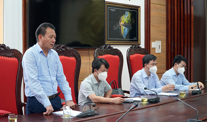 Các đại biểu phát biểu tại buổi làm việc.   