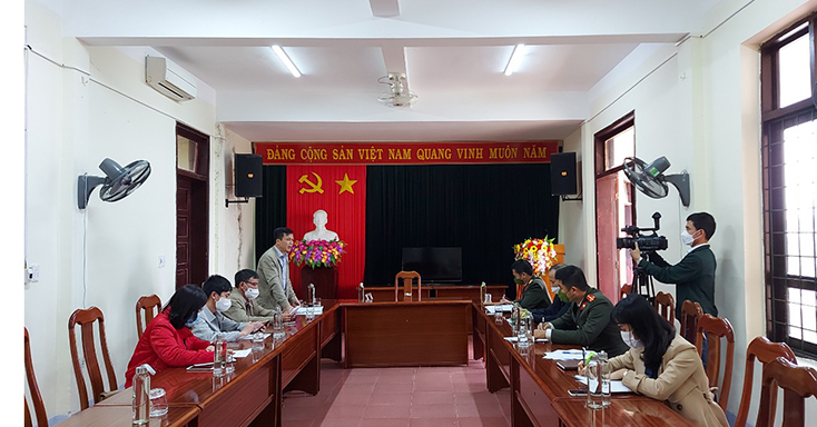 Các đại biểu đóng góp ý kiến tại cuộc họp